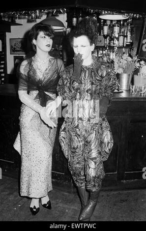 18-year-old Jayne Sparke et de 19 ans Richard Wakefield au Blitz Club à Covent Garden. 13e Février 1980. Banque D'Images