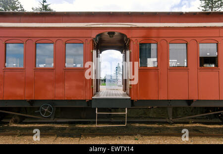 Les wagons d'un train de voyageurs en Australie du Sud Banque D'Images