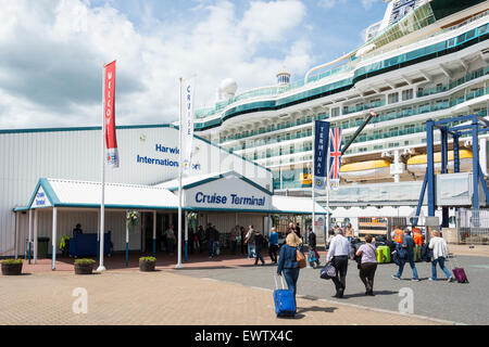 Terminal de croisière de Port International d'Harwich, Harwich, Essex, Angleterre, Royaume-Uni Banque D'Images