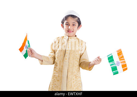 1 garçon enfant musulman indien profitez de la journée de la République Banque D'Images