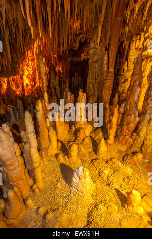 Italie Pouilles Castellana Grotte - le lac de cristaux Banque D'Images