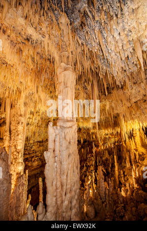 Italie Pouilles Castellana Grotte - Grotte blanche Banque D'Images