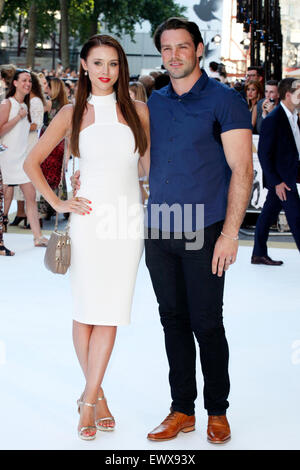 Londres. 30 Juin, 2015. Una Healy et Ben Foden participant à la 'Magic Mike XXL' film premiere at Vue West End le 30 juin 2015 à Londres./photo alliance © dpa/Alamy Live News Banque D'Images