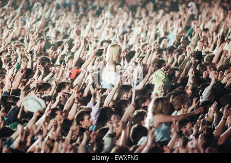 John Lennon Scholarship Concert tenu à Pier Head, Liverpool. Samedi 5 mai 1990. Banque D'Images