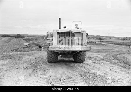 La construction de l'autoroute M4, juin 1970. Lecture Banque D'Images