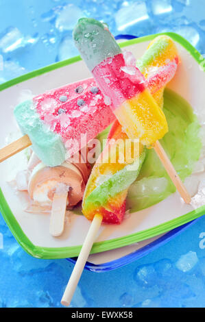 Icecream et ma glace avec des cubes de glace Banque D'Images