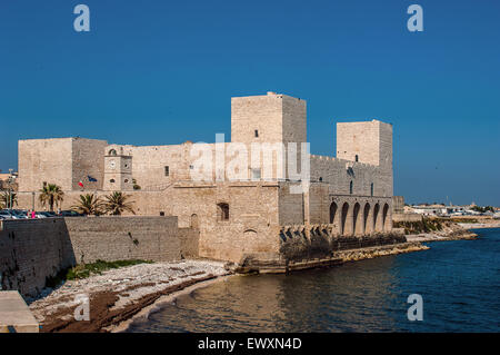 Italia Puglia Trani castello | Italie Pouilles Trani le château Banque D'Images