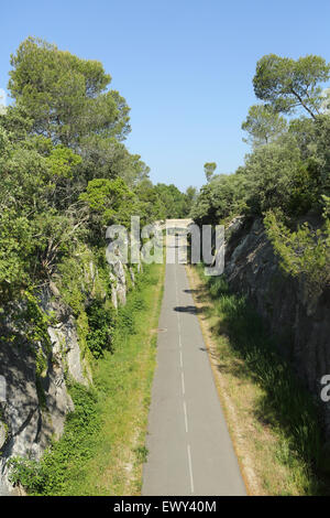 La Voie Verte (Chemin) près de Sommieres, France. Banque D'Images