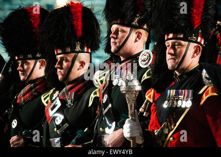 Régiment Royal d'Écosse Pipes and Drums au Royal Edinburgh Military Tattoo Banque D'Images