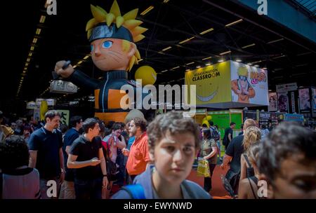 Paris, France. 2 juillet, 2015. Fans visiter le 16e 'Japan Expo' exposition au Parc des expositions hall d'exposition, dans le nord-est de Paris, France, le 2 juillet 2015. © Chen Xiaowei/Xinhua/Alamy Live News Banque D'Images