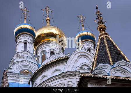 Dômes de Saint Pierre et Paul, Église orthodoxe, Karlovy Vary, en Bohême, République Tchèque Banque D'Images