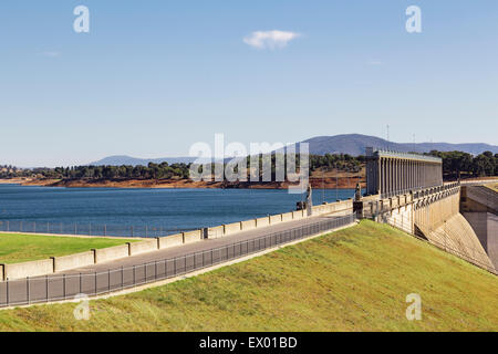 Hume Dam, au frontière de Nouvelles Galles du Sud et Victoria, Australie Banque D'Images