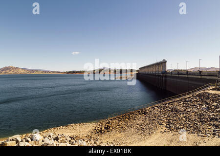 Hume Dam, au frontière de Nouvelles Galles du Sud et Victoria, Australie Banque D'Images