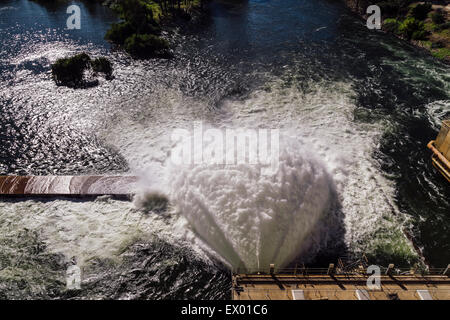 Hume Dam, au frontière de Nouvelles Galles du Sud et Victoria, Australie Banque D'Images