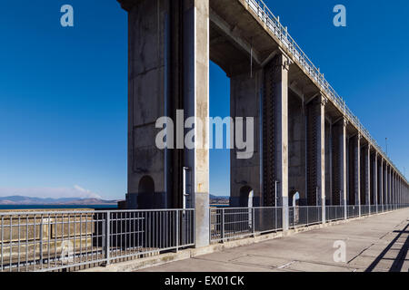 Hume Dam, au frontière de Nouvelles Galles du Sud et Victoria, Australie Banque D'Images