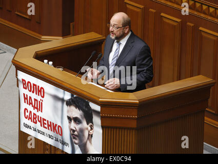 Kiev, Ukraine. 3 juillet, 2015. Martin Schulz, président du Parlement européen s'adressant à l'parlement ukrainien, à Kiev, Ukraine, 03 juillet 2015. Martin Schulz est arrivé à Kiev pour une visite officielle. Crédit : Serg Glovny/ZUMA/ZUMAPRESS.com/Alamy fil Live News Banque D'Images