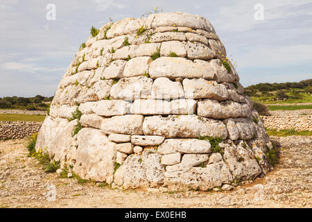 Naveta des Tudons. Minorque. Îles Baléares. L'Espagne. L'Europe Banque D'Images