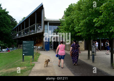 L'entrée de Yorkshire Sculpture Park, West Bretton, West Yorkshire, Royaume-Uni. Photo : Scott Bairstow/Alamy Banque D'Images