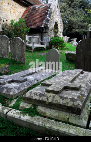 L'ancienne église de Saint Boniface en Bonchurch , Isle of Wight Angleterre Angleterre Europe Banque D'Images