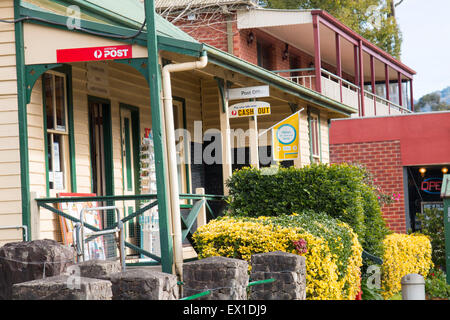 Kangaroo Valley ville située dans les hautes terres du sud de la Nouvelle Galles du Sud, Australie,bureau de poste local et les magasins Banque D'Images