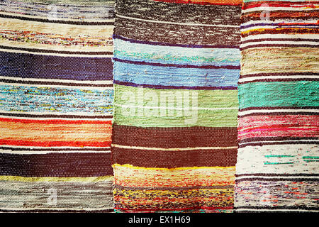 Des tapis multicolores prises libre comme abstract background.tonique de l'image. Banque D'Images