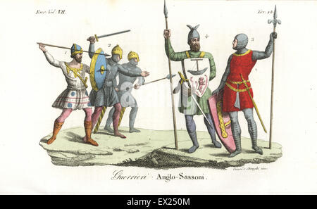 Chef guerrier anglo-saxonne en tunique et de casque conique, 1 soldats en cotte Anglo-Danish armor 2, le chevalier Sir Hugh Bardulf armure en cotte xiiième siècle 3, et un chevalier écossais avec le blason 4. La gravure sur cuivre coloriée par Giarre et Stanghi de Giulio Ferrario Costumes d'antique et moderne des peuples du monde, Florence, 1847. Banque D'Images