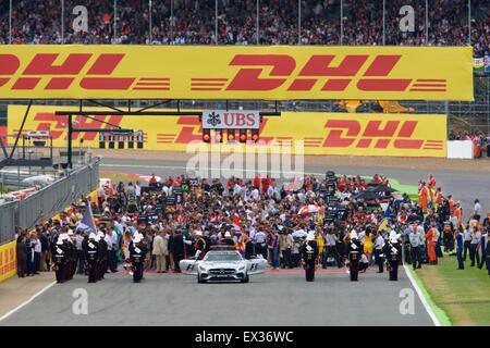 Silverstone, UK. 05 juillet, 2015. La Formule 1 Grand Prix de Grande-Bretagne. Les voitures s'aligner avant le début de la grille : Action Crédit Plus Sport/Alamy Live News Banque D'Images