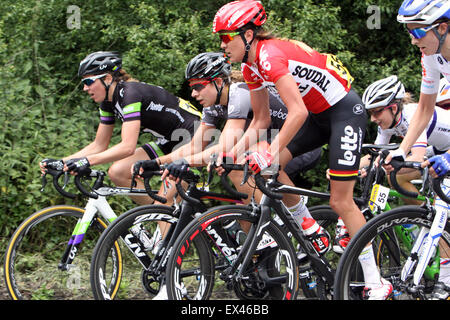 La phase 3 de l'Aviva Women's Cycle Tour 2015 gravir la colline de Rockingham Banque D'Images