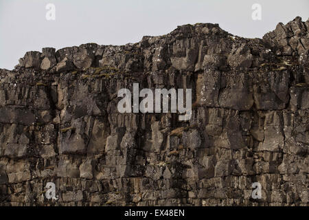 L'Islande. Apr 7, 2015. Vue sur le parc national. Ãžingvellir Il se trouve dans une vallée du rift qui marque la crête de la dorsale médio-atlantique, l'Islande. © Veronika Lukasova/ZUMA/Alamy Fil Live News Banque D'Images