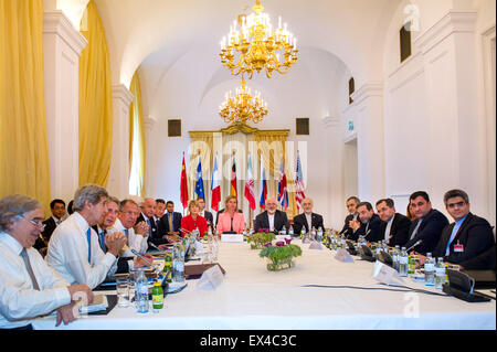 Vienne, Autriche. 6 juillet, 2015. ... Des réunions sont organisées au Palais Coburg Hotel à Vienne, Autriche, le 6 juillet 2015. Credit : Qian Yi/Xinhua/Alamy Live News Banque D'Images