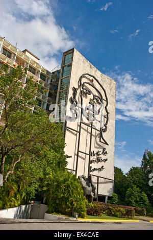 La verticale vue rapprochée de la murale de Che Guevara à La Havane, Cuba. Banque D'Images