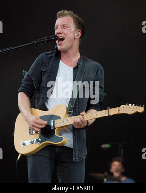 Hanovre, Allemagne. Le 04 juillet, 2015. Singer Joris joue sur la scène avec son groupe à la foire "IdeenExpo" à Hanovre, Allemagne, 04 juillet 2015. Photo : Julian Stratenschulte/DPA - PAS DE FIL - SERVICE/dpa/Alamy Live News Banque D'Images