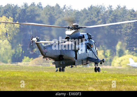 Westland Sea King H C Mk 4 de la Force d'hélicoptères Commando basé à RNAS Yovilton Banque D'Images