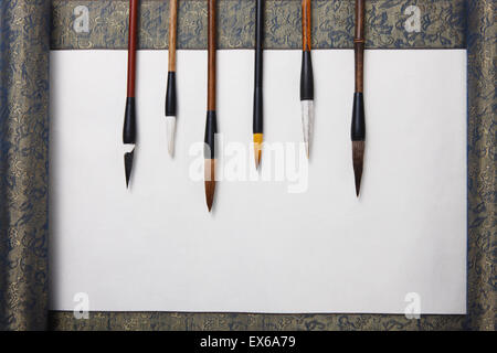 La vie toujours faire défiler et pinceau de calligraphie Banque D'Images