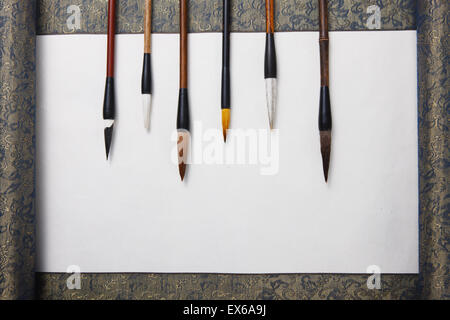 La vie toujours faire défiler et pinceau de calligraphie Banque D'Images