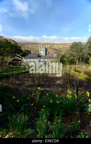 Château de Glenveagh National Park Donegal walled garden scenery paysage pittoresque tourisme donnent sur RM vue Irlande Banque D'Images