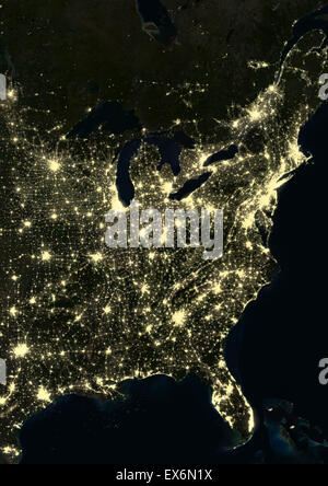 Côte Est des Etats-Unis dans la nuit en 2012, de Boston, Massachusetts jusqu'à Houston, Texas. Cette image satellite montre les zones urbaines et Banque D'Images