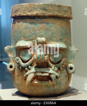 Vase en céramique représentant la divinité de la pluie, Chaac Maya, Yucatan, Mexique. Daté 1250-1550 AD. Banque D'Images