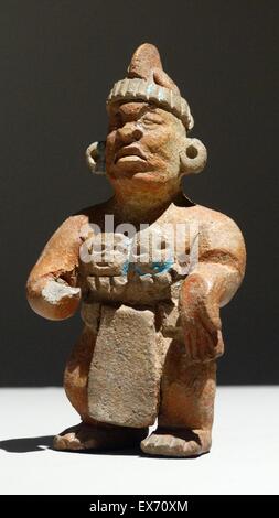 Céramique maya figure représentant un nain. Banque D'Images