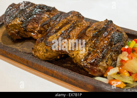 Un délicieux steak argentin dans un restaurant à Buenos Aires Banque D'Images