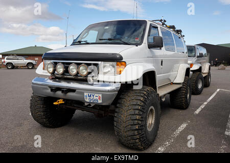 4x4 fortement modifiées pour la conduite hors route et des visites l'islande Banque D'Images