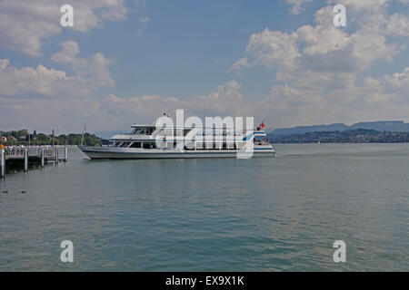 Bateau de croisière sur le lac de Zurich Banque D'Images