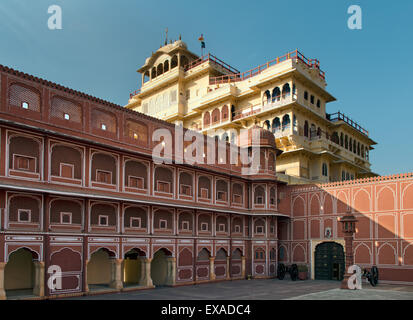 Chandra Mahal, Palais de la ville de Jai Singh II, la ville rose, Jaipur, Rajasthan, Inde Banque D'Images