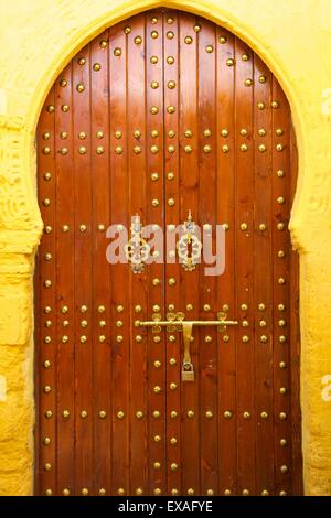 Porte décorative traditionnelle marocaine, Rabat, Maroc, Afrique du Nord, Afrique Banque D'Images