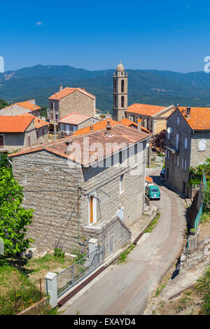 Petit village corse paysage. Sollacaro, Corse, France Banque D'Images