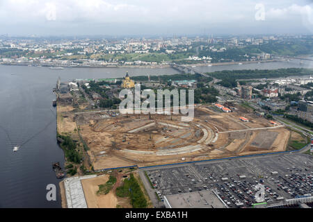 Nizhny Novgorod, Russie. 10 juillet, 2015. Une vue aérienne de l'animation de site de construction du stade de football et le lieu de la Russie 2018 FIFA World Cup à Nizhny Novgorod, Russie, 10 juillet 2015. Photo : Marcus Brandt/dpa/Alamy Live News Banque D'Images