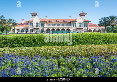 Le clubhouse exquis à TPC Sawgrass, accueil du golf professionnel, le Championnat des joueurs à Ponte Vedra en Floride. Banque D'Images