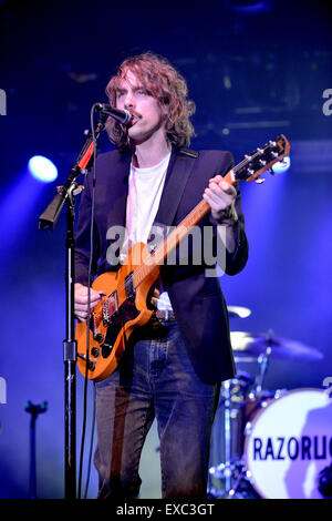 L'Oxfordshire, UK. 10 juillet, 2015. Razorlight live at th:Cornbury Festival UK 10 Juillet 2015 Crédit : Catherine Brown/Alamy Live News Banque D'Images