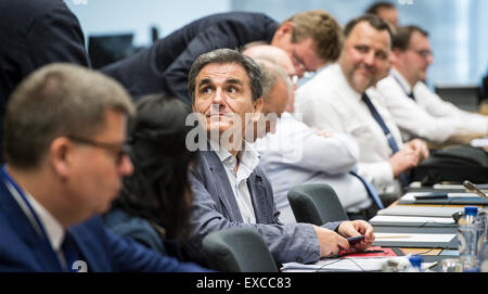 Bruxelles, Bxl, Belgique. 11 juillet, 2015. Le ministre grec des Finances Euklid Tsakalotos avant l'Eurogroupe, les ministres des finances de la zone euro, monnaie unique de l'UE réunion au siège à Bruxelles, Belgique Le 11.07.2015 Les ministres des Finances se rencontrent pour évaluer la demande d'un nouveau plan de sauvetage par Wiktor Dabkowski Wiktor Dabkowski/crédit : ZUMA Wire/Alamy Live News Banque D'Images