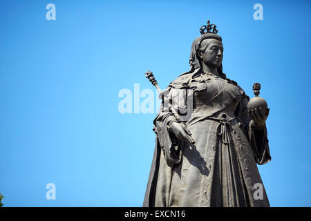 Images autour de Southport en photo Statue de la Reine Victoria sur Neville Street par sculpture Sir George Frampton Southport est une Banque D'Images